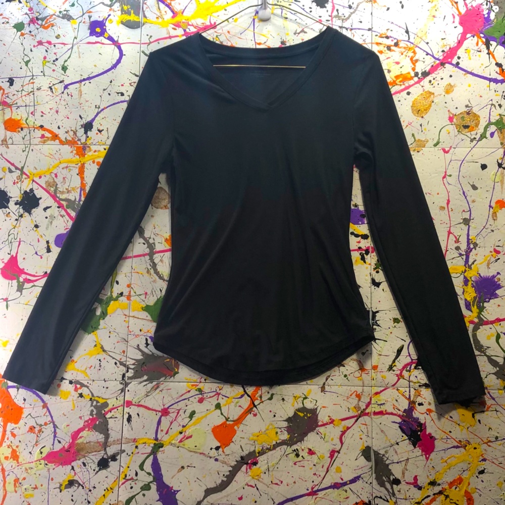 Long sleeve v neck, dri-fit